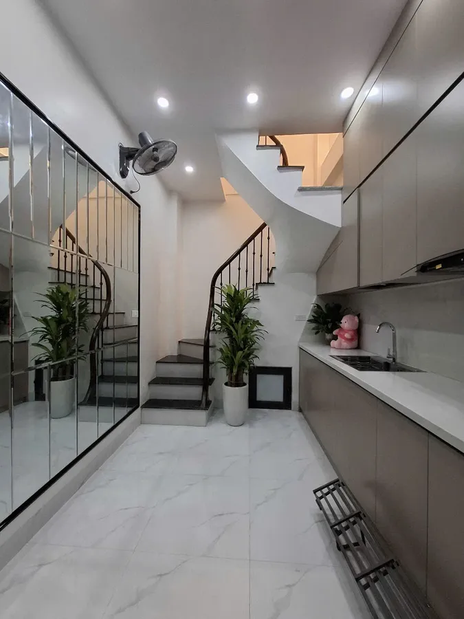 Bán căn hộ chung cư sổ đỏ Nơ 1A Linh Đàm, quận Hoàng Mai, 73m2, 3 ngủ, 4.0x tỷ - Ảnh 1